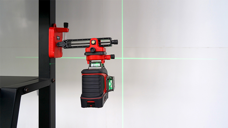 LM570/585 Series Laser Levelers 18 LM573LD-II application 2