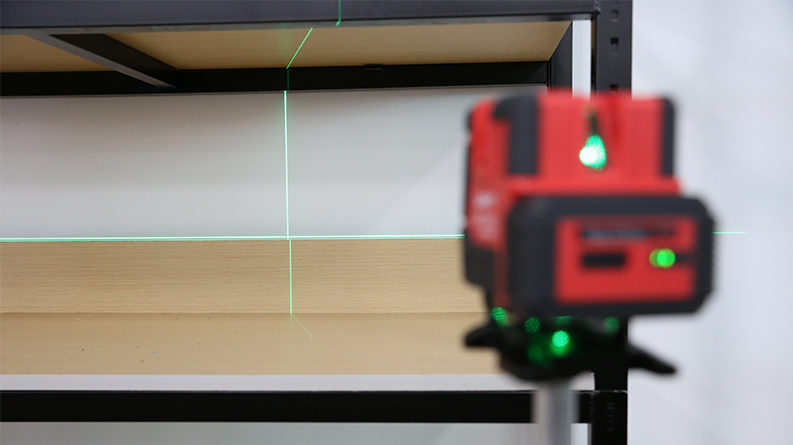 LM570/585 Series Laser Levelers 20 LM575LD application 2