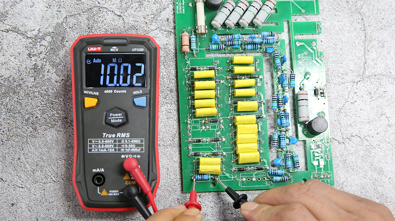 UT123D Smart Digital Multimeter 4 UT123D Resistance Measurement