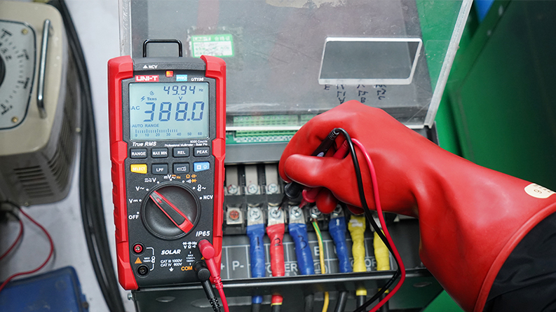 UT196 1700V DC True RMS Professional Multimeter - Solar Pro 13 UT196 voltage and frequency measurement