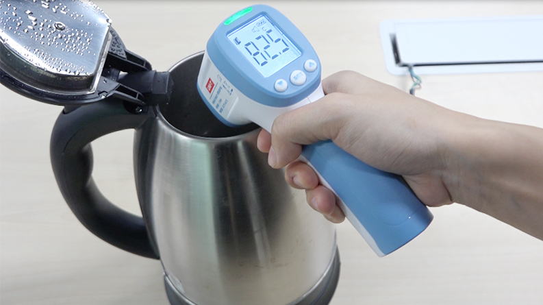 UT30H/UT308H Infrared Thermometers 15 UT308H application 4