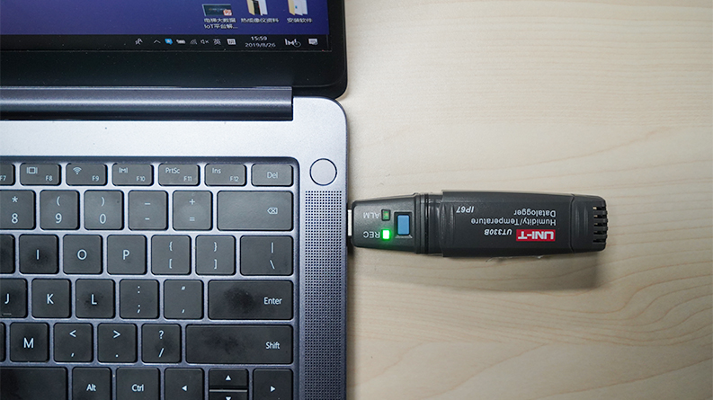 UT330B Environment measurement in office