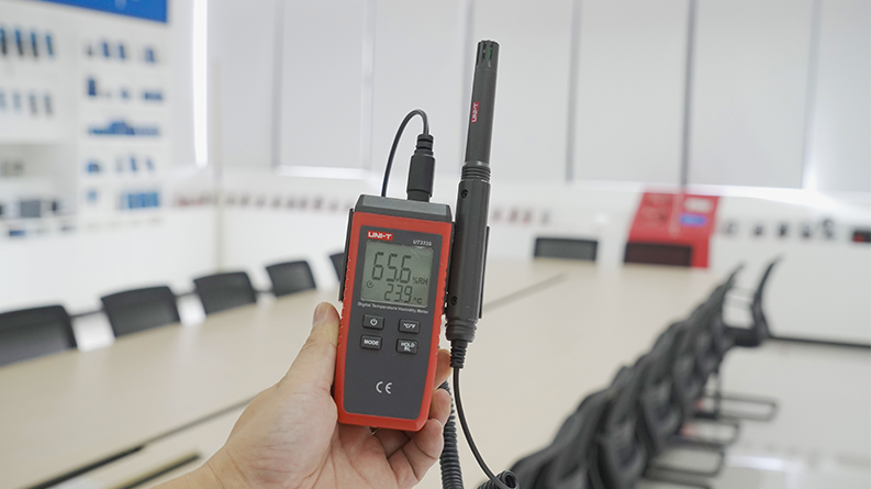 UT333S Indoor temperature and humidity measurement