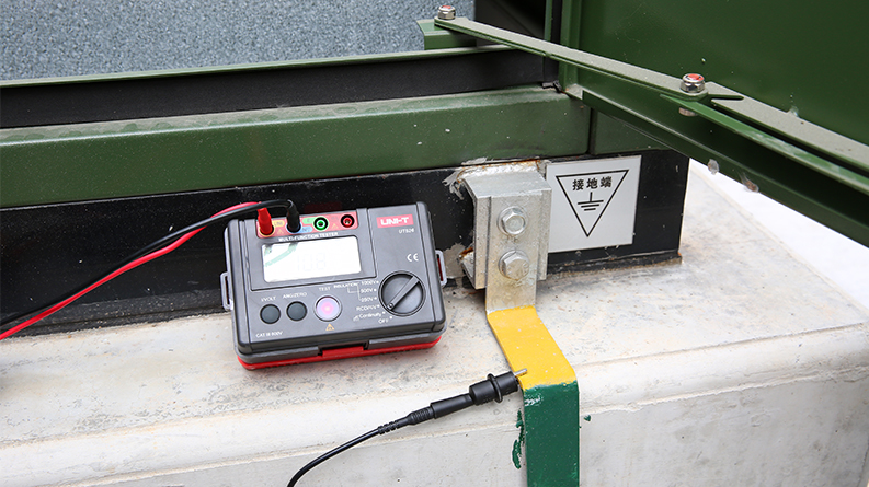 UT526 Multifunction Electrical Meter 9 UT526 application 1