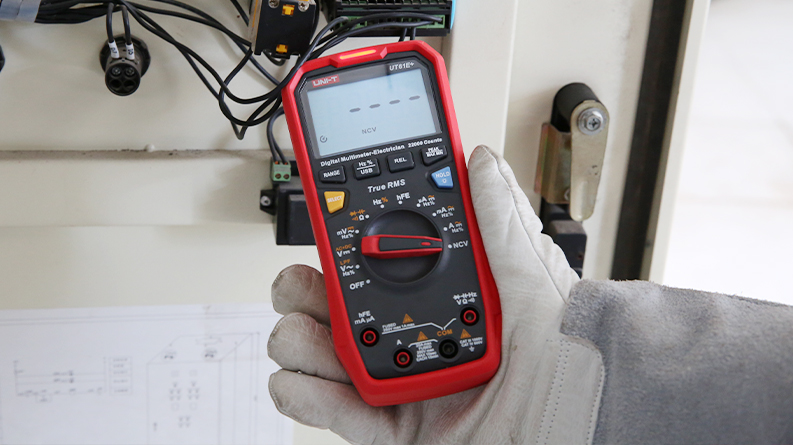 UT61E+ NCV Measurement