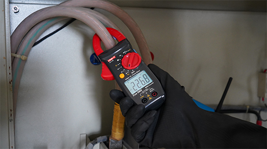 2117R True RMS 1000A AC Clamp Meter 7 2117R Current measurement