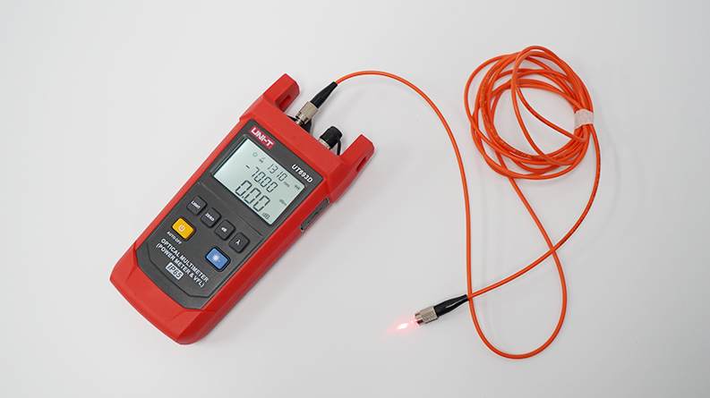 UT693D Optical Multimeter (Power Meter & VFL) 9 UT693D application 2