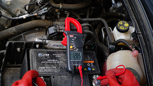 UT200A+/UT200B+ Digital Clamp Meters 12 UT200A+ Application