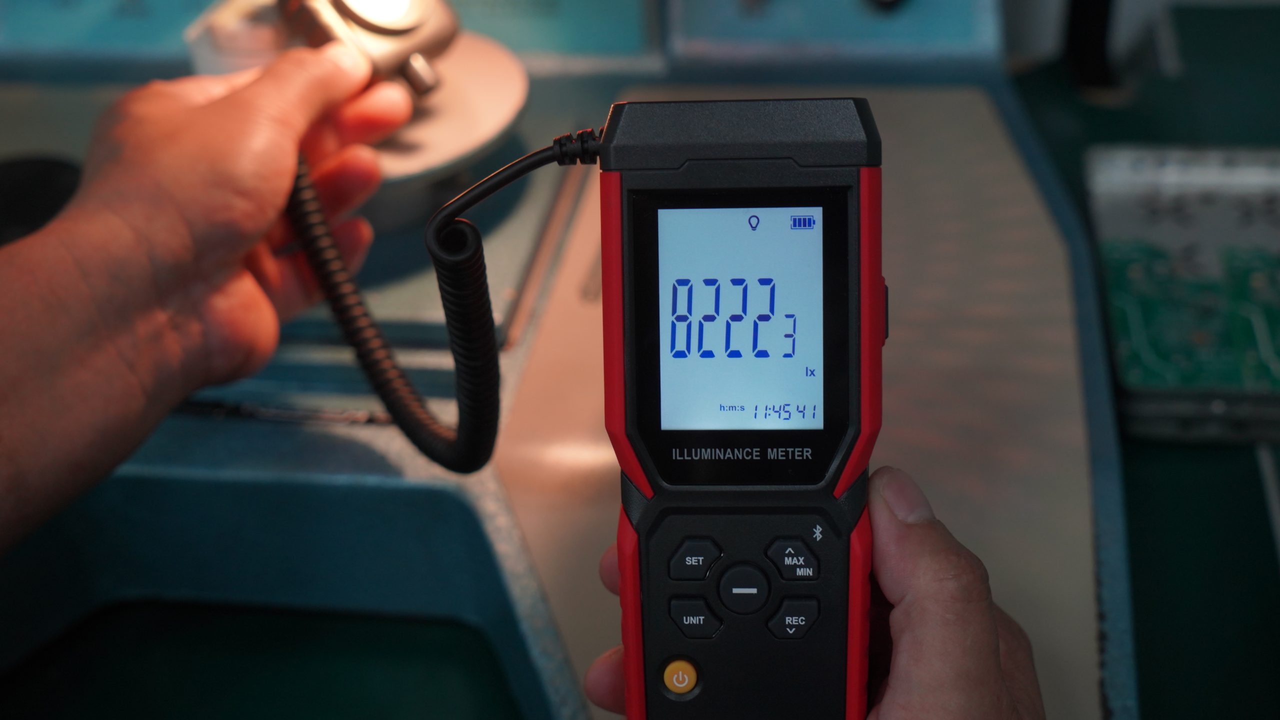 applications of UT381A illuminance meter