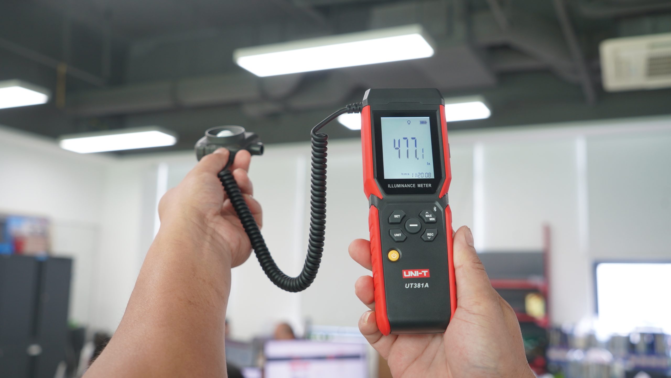 applications of UT381A illuminance meter