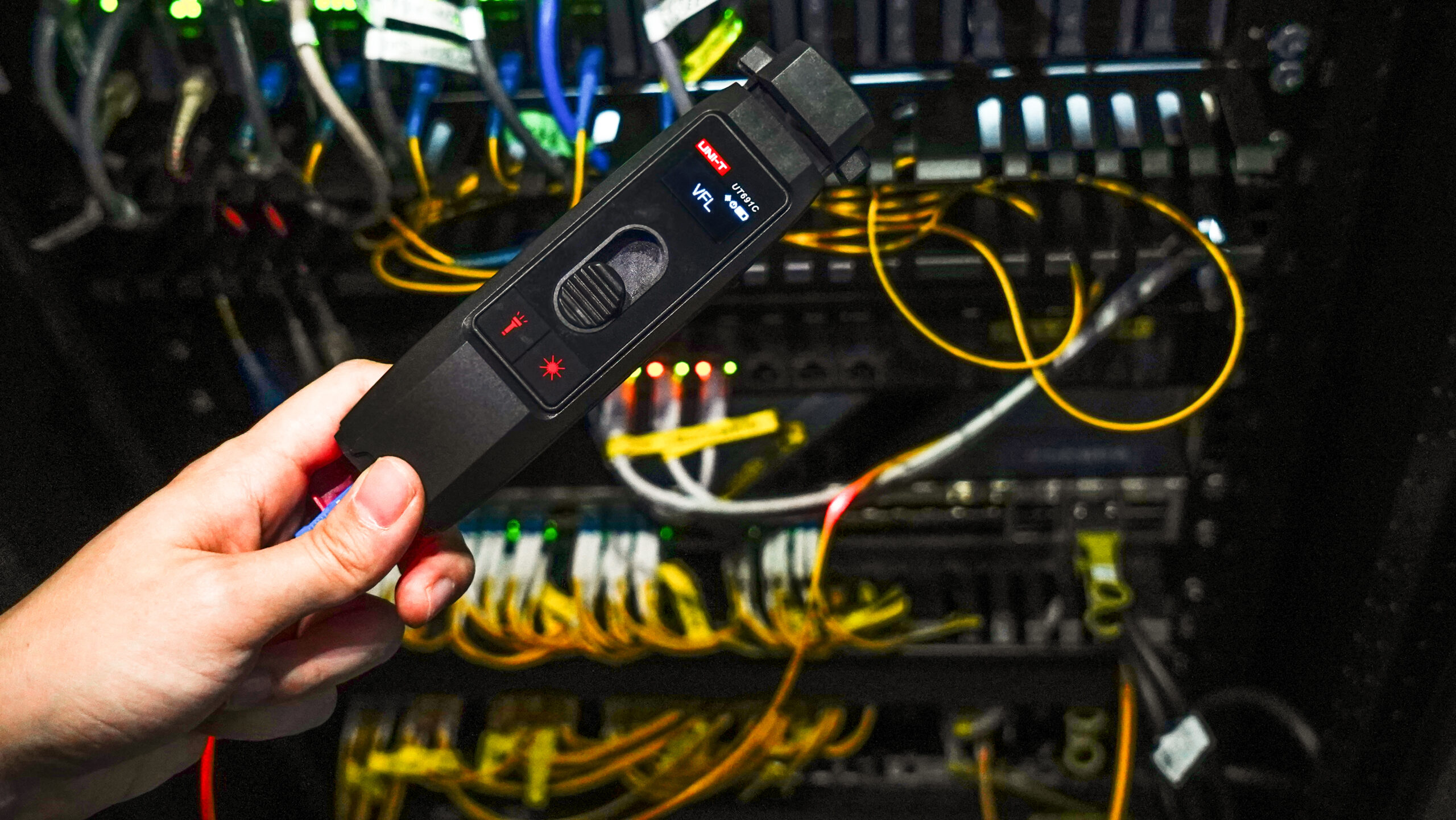 UT691C Fiber Optic Identifier 7 DSC02452 scaled